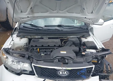 2010 Kia Forte Ex z USA, uszkodzony, nr VIN KNAFU4A2XA5063503